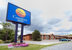 Comfort Inn Highway 401