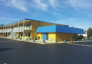 Belmont Inn and Suites