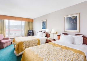 Days Inn by Wyndham Cambridge