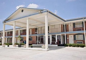 Days Inn by Wyndham Paris