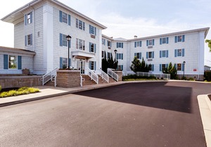 Comfort Suites Chincoteague Island Bayfront Resort