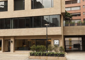 Bs Rosales Hotel and Suites