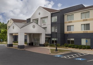 Fairfield Inn & Suites Macon