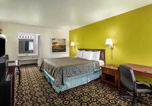 Days Inn by Wyndham Delta