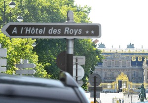 A l'Hôtel des Roys