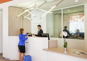 Aparthotel Adagio access Paris Massy Gare TGV