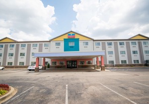 SureStay Plus by Best Western Louisville Airport Expo