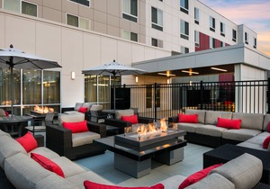 Courtyard by Marriott Pullman