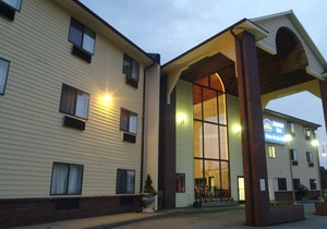 Best Western Airport Inn Warwick