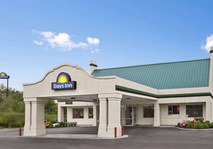 Days Inn by Wyndham Emporia