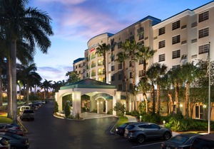 Courtyard by Marriott Fort Lauderdale Airport & Cruise Port