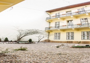 Central Hotel 21