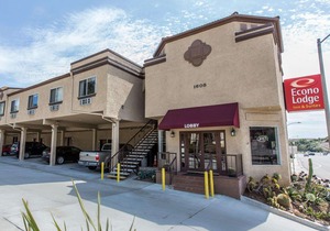 Econo Lodge Inn & Suites Fallbrook Downtown