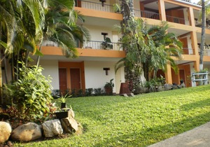 Plaza Palenque Hotel & Convention Center
