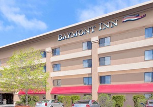 Baymont by Wyndham Flint