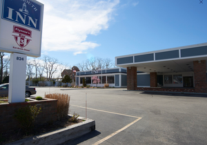 Falmouth Inn