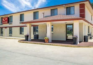 Econo Lodge Lansing - Leavenworth