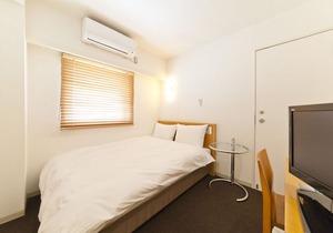 7 Days Hotel