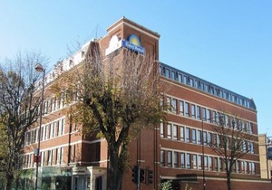 Ramada by Wyndham Hounslow - Heathrow East