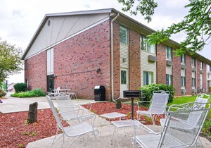 Americas Best Value Inn & Suites Bluffton