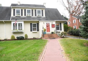 Clay Corner Inn