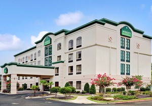 Wingate by Wyndham Atlanta Airport Fairburn