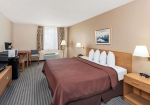 Days Inn by Wyndham Charleston