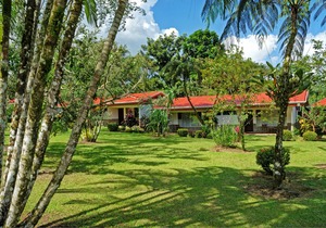 Volcano Lodge Hotel & Thermal Experience
