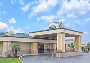 Days Inn by Wyndham Hammond