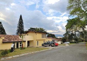 Hotel Portales Del Campestre