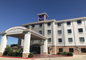 Sleep Inn and Suites at Six Flags