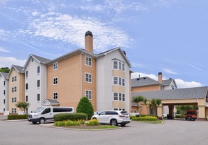 Hampton Inn & Suites Newport News-Airport - Oyster Point Area