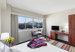 Macleay Hotel