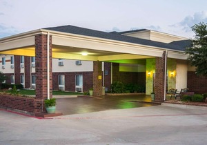 Comfort Inn Red Oak