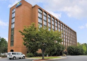 Wyndham Garden Williamsburg Busch Gardens Area