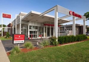 Ramada by Wyndham Rockville Centre