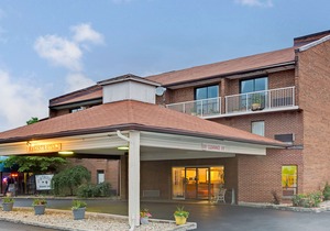 Days Inn by Wyndham Cincinnati East