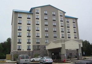 Best Western Plus Thornburg Inn & Suites