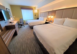 Holiday Inn Express & Suites Seattle North - Lynnwood, an Ihg Hotel