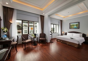 Halais Hotel