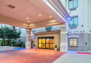 Clarion Inn & Suites Weatherford South