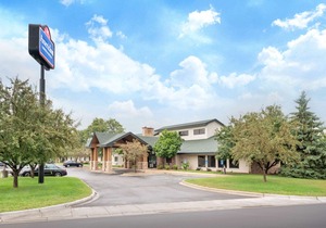 AmericInn by Wyndham Coon Rapids