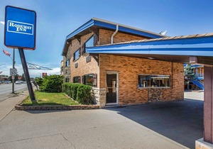 Rodeway Inn Lyons - La Grange