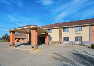 Quality Inn Carbondale University Area