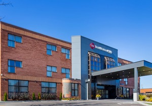 Best Western Plus Montreal East