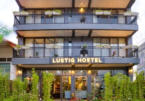 Lustig Hostel