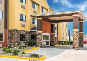 Comfort Inn & Suites Waterloo – Cedar Falls