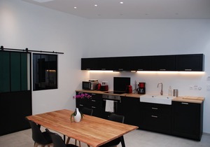 Montreuil Appart Holidays Sas