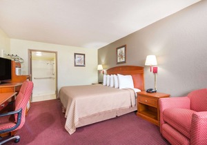 Days Inn by Wyndham Paintsville