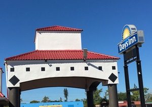 Days Inn by Wyndham Fort Myers